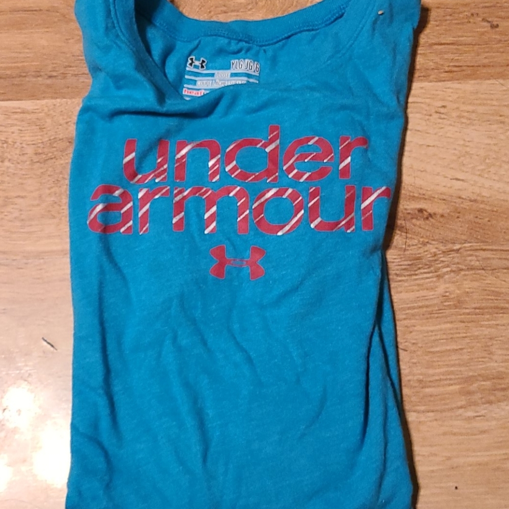 Under Armour girls shirt